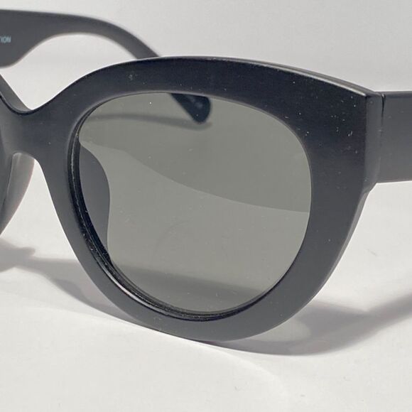 0730 Oversized Round Cateye Sunglasses Matt Black New - Picture 7 of 8